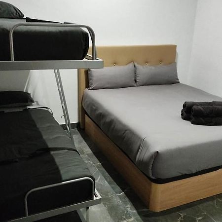 Beautiful Appartment In Martorell Eksteriør billede